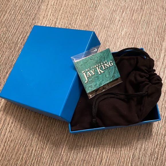 Blue bead necklace - Picture 6 of 6